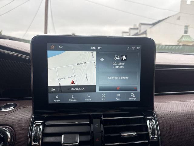 Used 2020 Lincoln Navigator Black Label w/ Cargo Convenience Package image 16