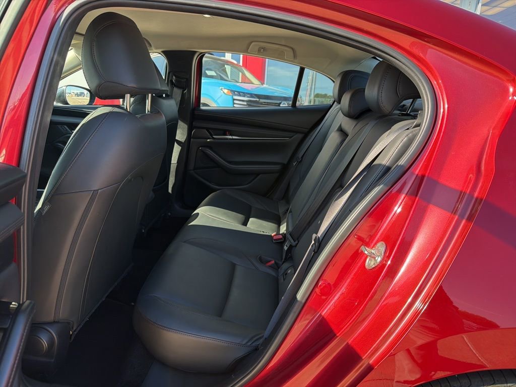 Used 2024 MAZDA MAZDA3 s FWD image 16