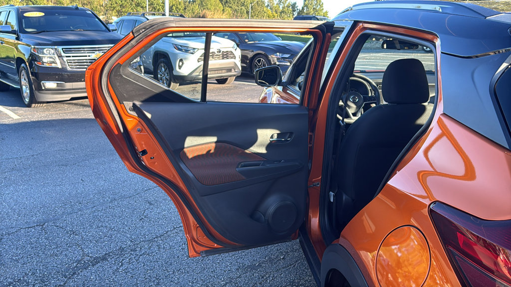 Used 2021 Nissan Kicks SR FWD image 27