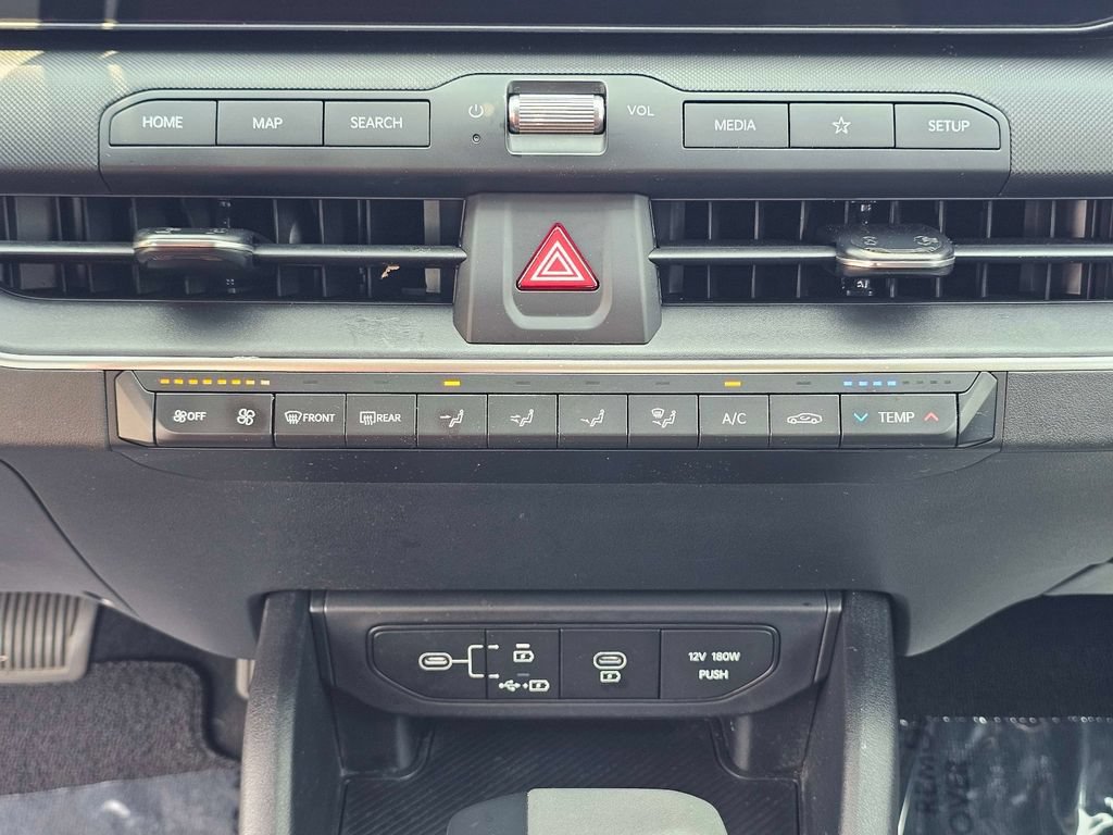 Certified 2025 Kia K4 FWD image 27