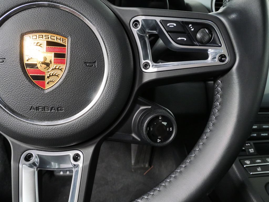 Certified 2022 Porsche 718 Cayman RWD image 11