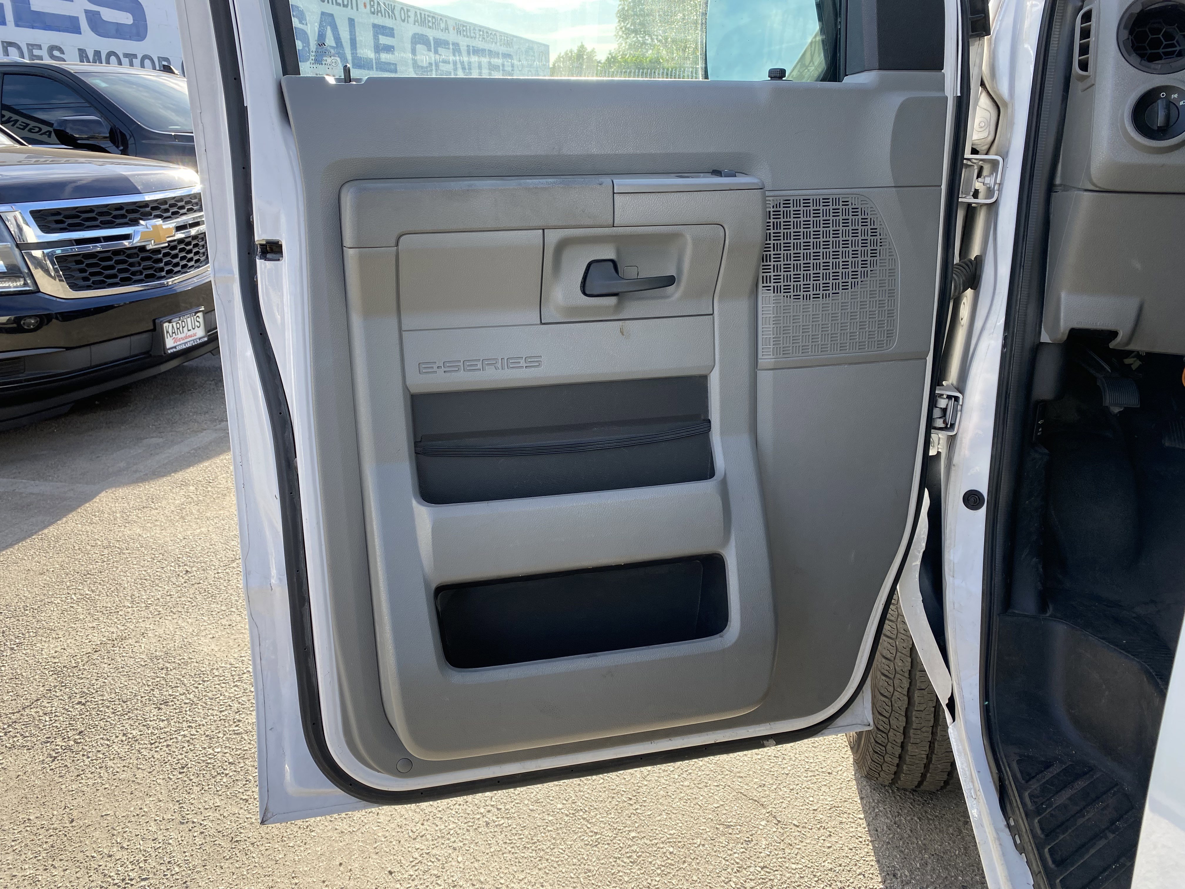 Used 2013 Ford E-150 and Econoline 150 w/ PWR Group image 15