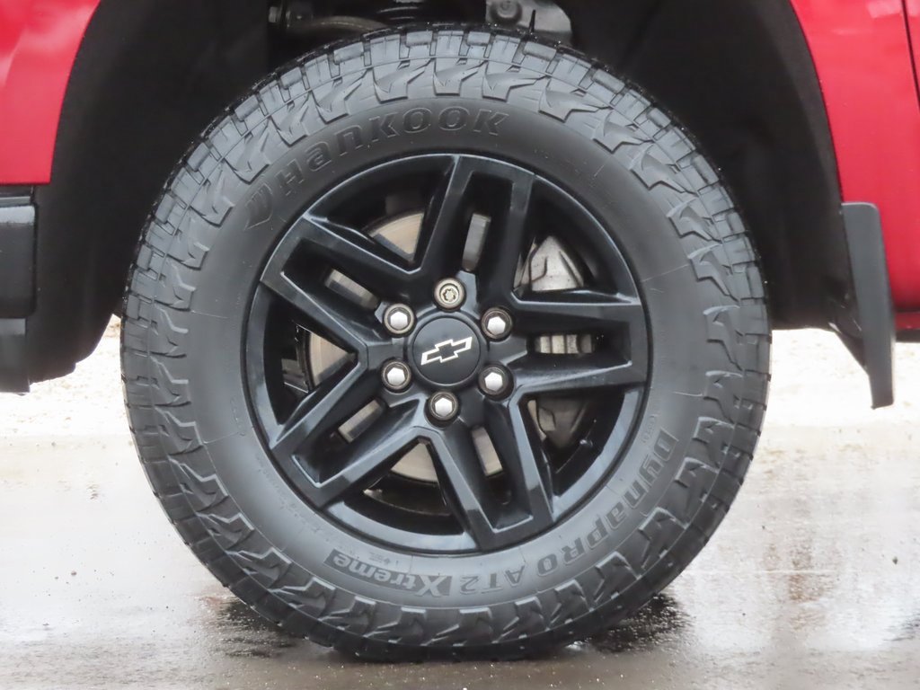 Used 2021 Chevrolet Silverado 1500 Custom Trail Boss image 8