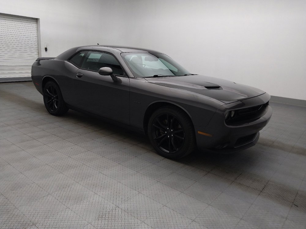Used 2016 Dodge Challenger R/T Plus RWD image 9
