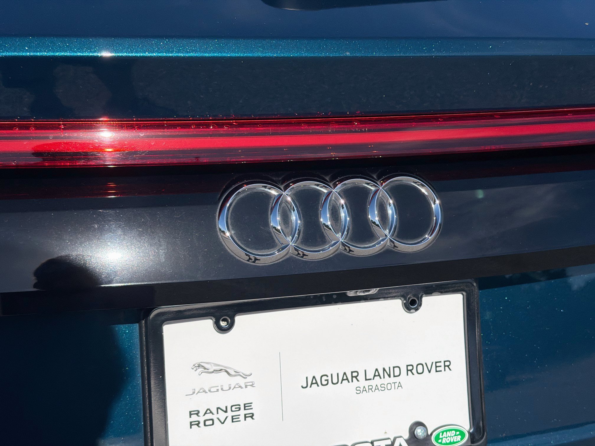 Used 2019 Audi Q8 Premium Plus AWD/4WD image 46