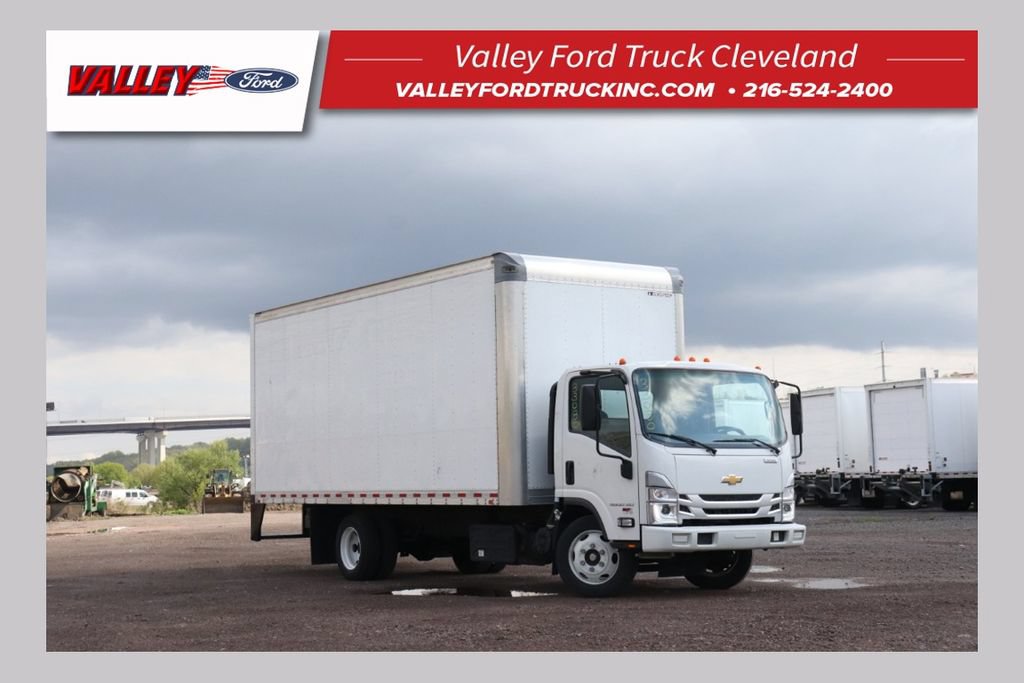 Used 2023 Chevrolet Low Cab Forward 5500XD RWD image 1