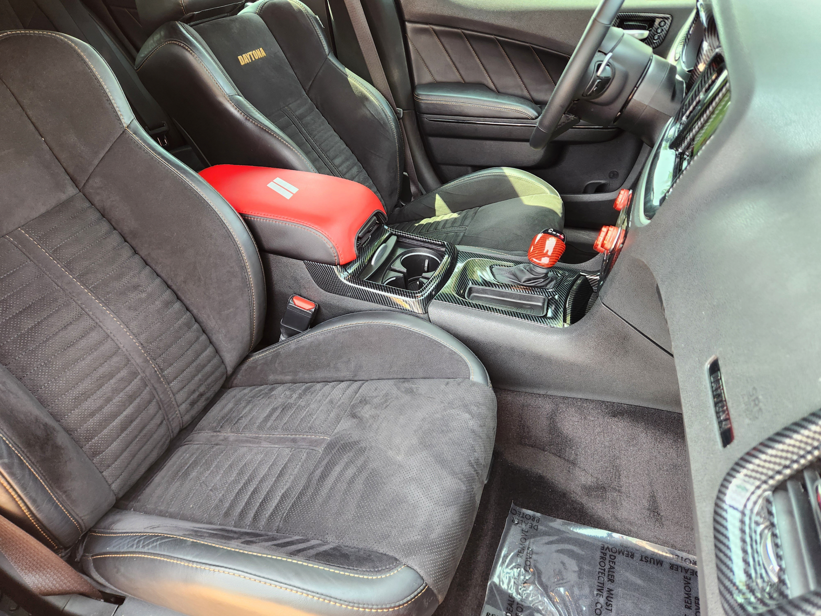 Used 2018 Dodge Charger R/T RWD image 6