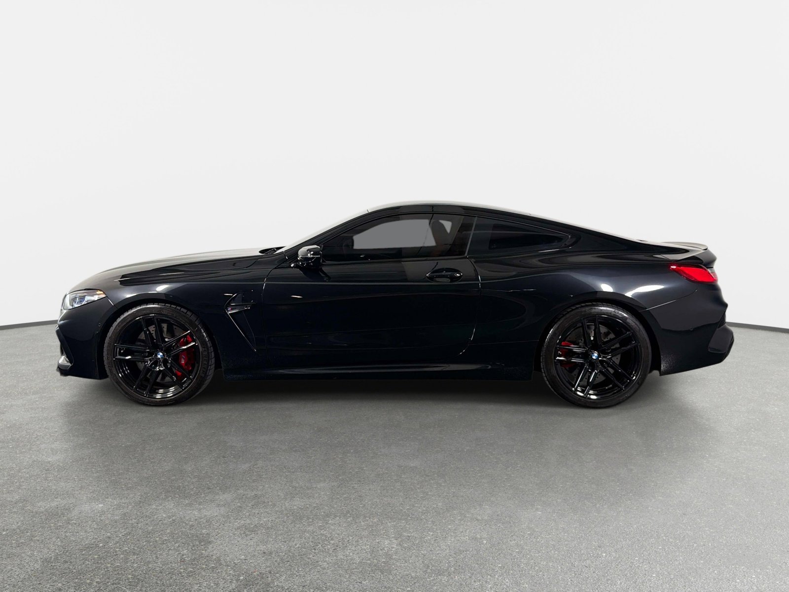 Used 2025 BMW M8 Competition AWD/4WD image 6