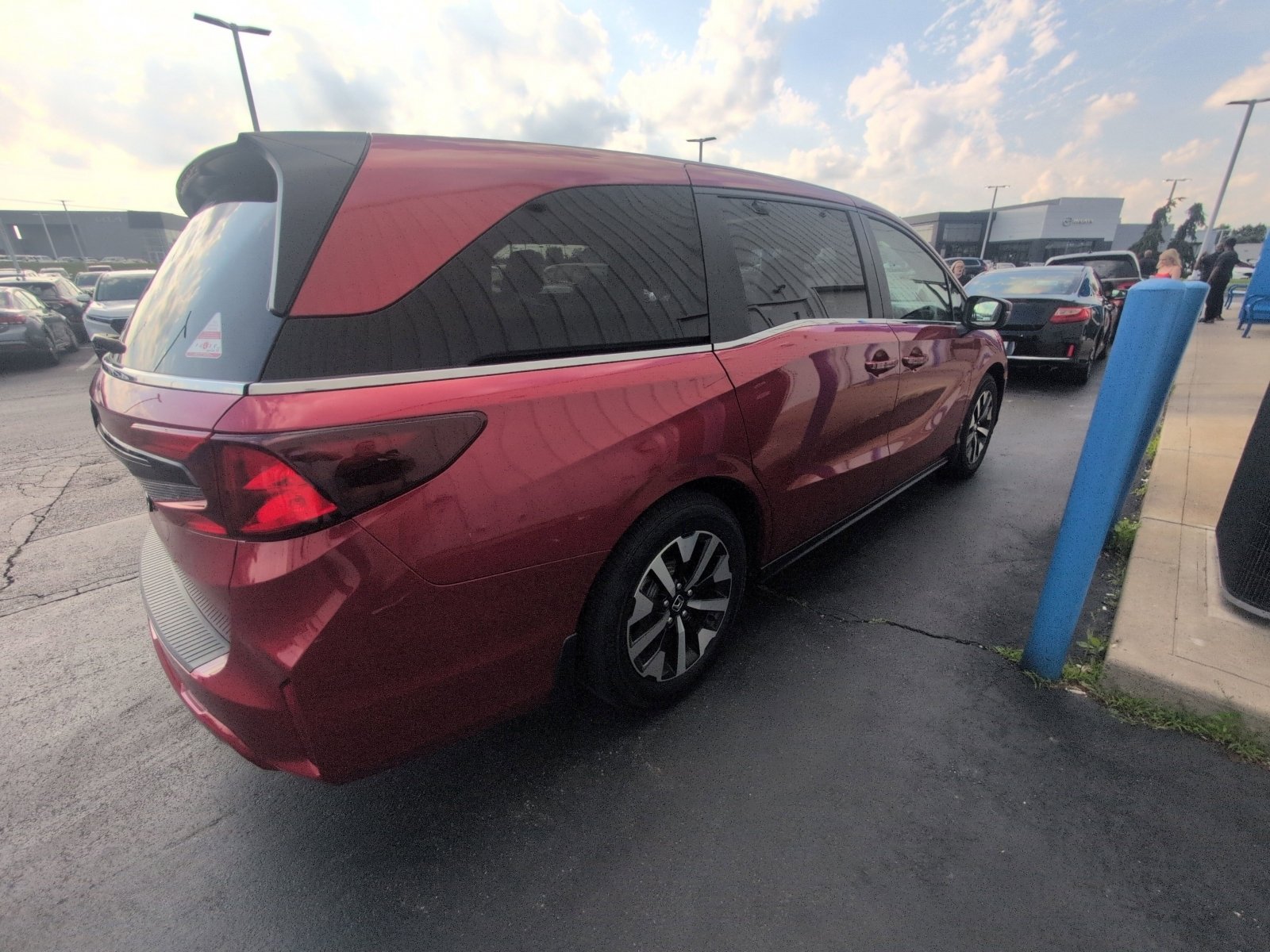 Used 2025 Honda Odyssey EX-L image 18
