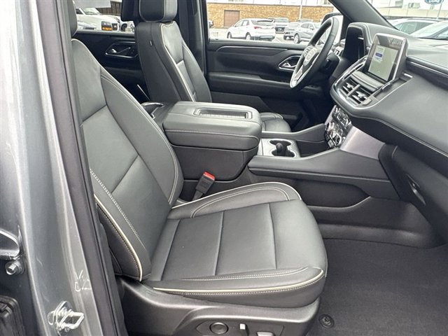 Certified 2024 GMC Yukon XL SLT w/ SLT Premium Package image 29