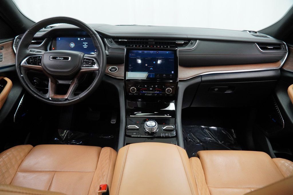 Certified 2024 Jeep Grand Cherokee L Summit w/ High Altitude Package image 27
