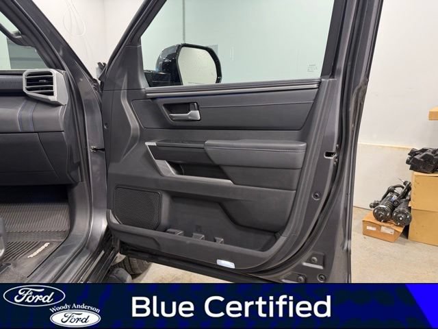 Used 2024 Toyota Tundra Platinum AWD/4WD image 29