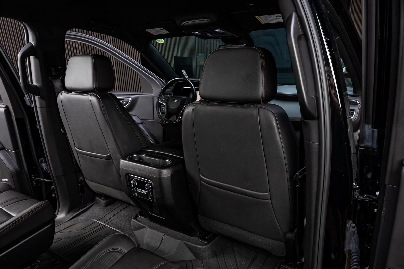 Used 2023 Chevrolet Tahoe RST w/ RST Performance Edition AWD/4WD image 28