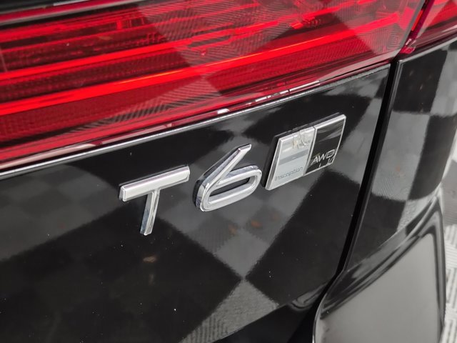 Used 2020 Volvo XC60 T6 Inscription w/ Protection Package Premier image 8