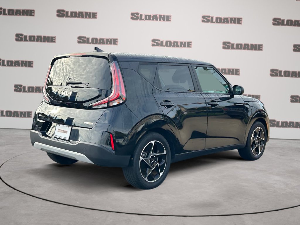 Used 2023 Kia Soul EX FWD image 5
