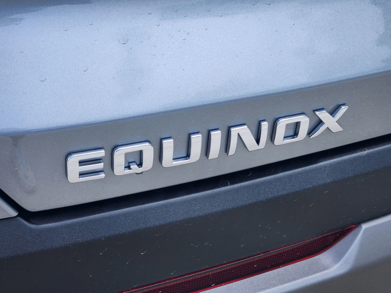 New 2026 Chevrolet Equinox LT w/ Safety and Technology Package FWD image 12