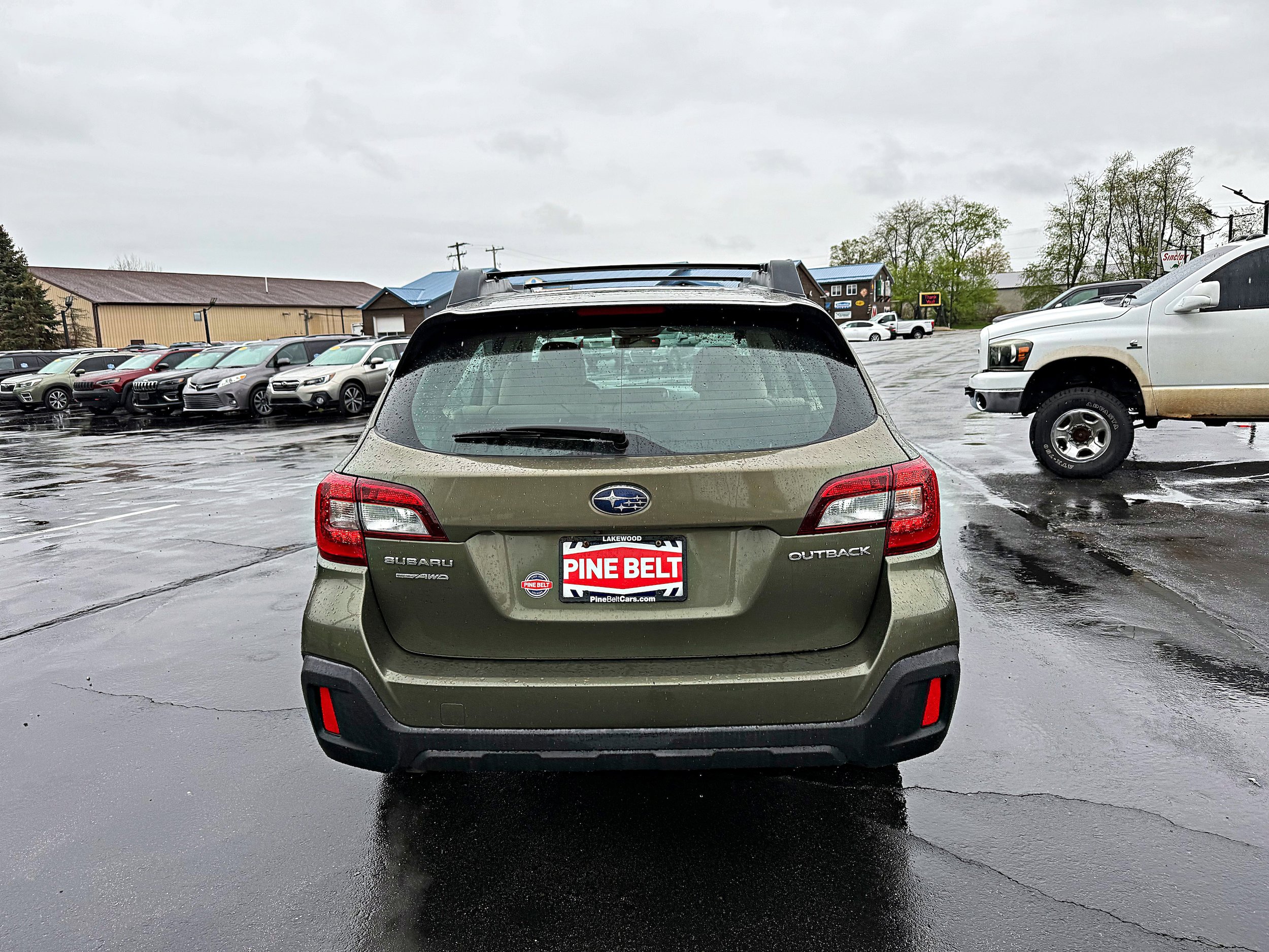 Used 2018 Subaru Outback 2.5i AWD/4WD image 8