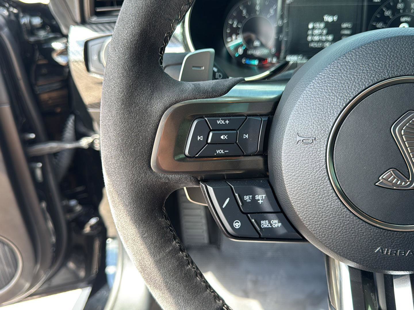 Used 2022 Ford Mustang Shelby GT500 w/ Technology Package image 18