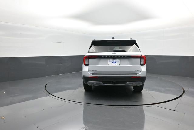 New 2026 Ford Explorer Active w/ Active Comfort Package image 6