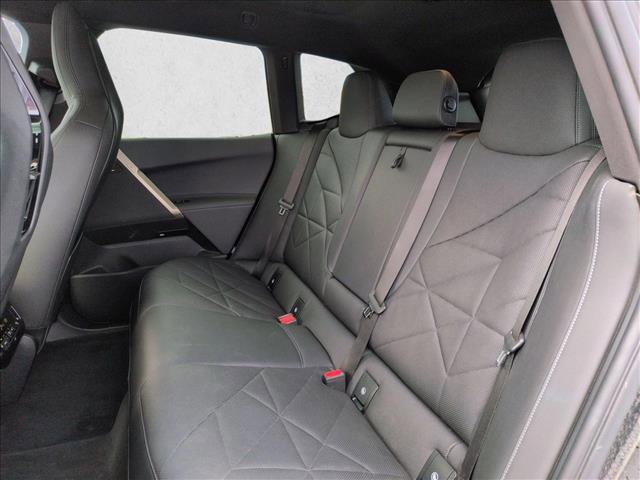 Used 2024 BMW iX xDrive50 w/ Premium Package AWD/4WD image 21