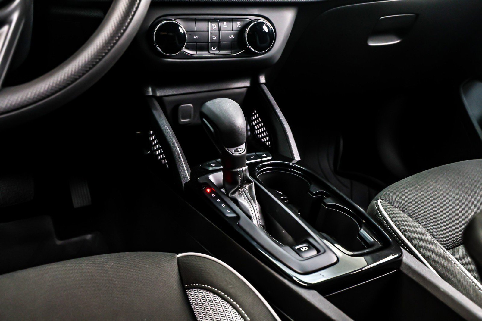 Used 2024 Chevrolet TrailBlazer LS w/ LS Convenience Package image 5