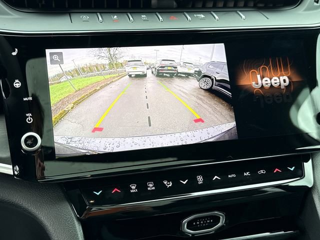 New 2026 Jeep Grand Cherokee L Limited w/ Limited Altitude Package AWD/4WD image 29