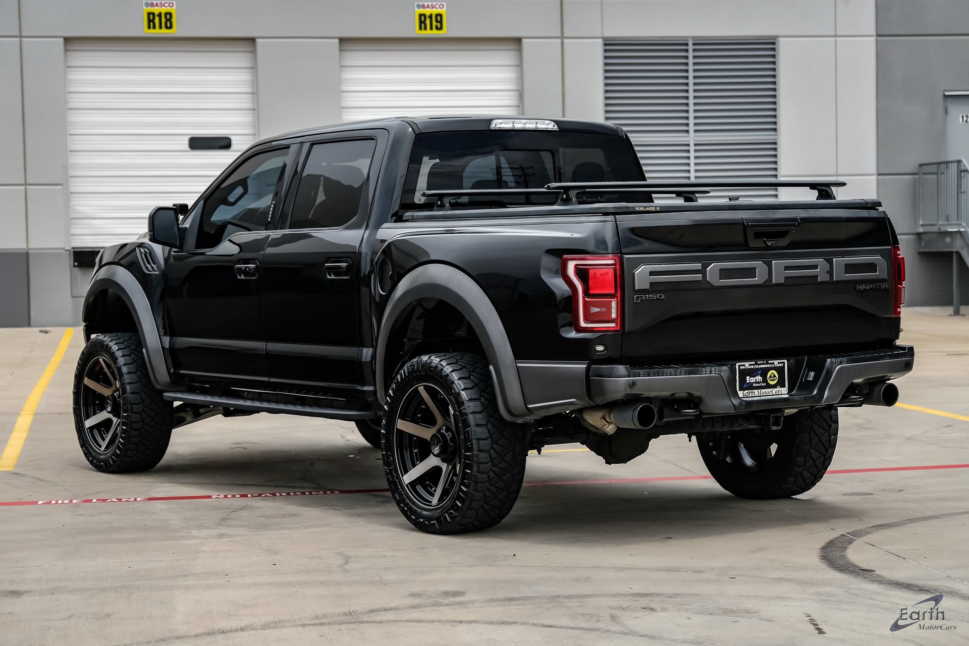 Used 2019 Ford F150 Raptor w/ Equipment Group 802A Luxury AWD/4WD image 10