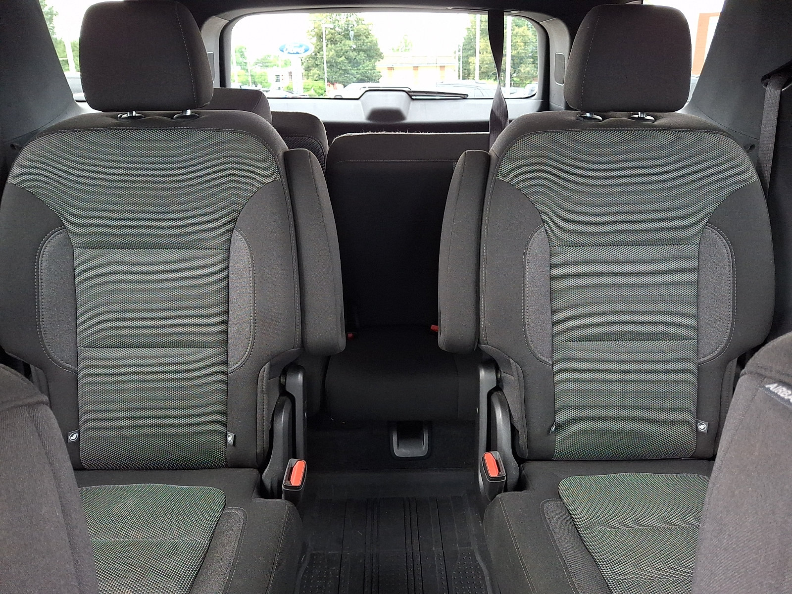 Used 2023 Chevrolet Traverse LT FWD image 19