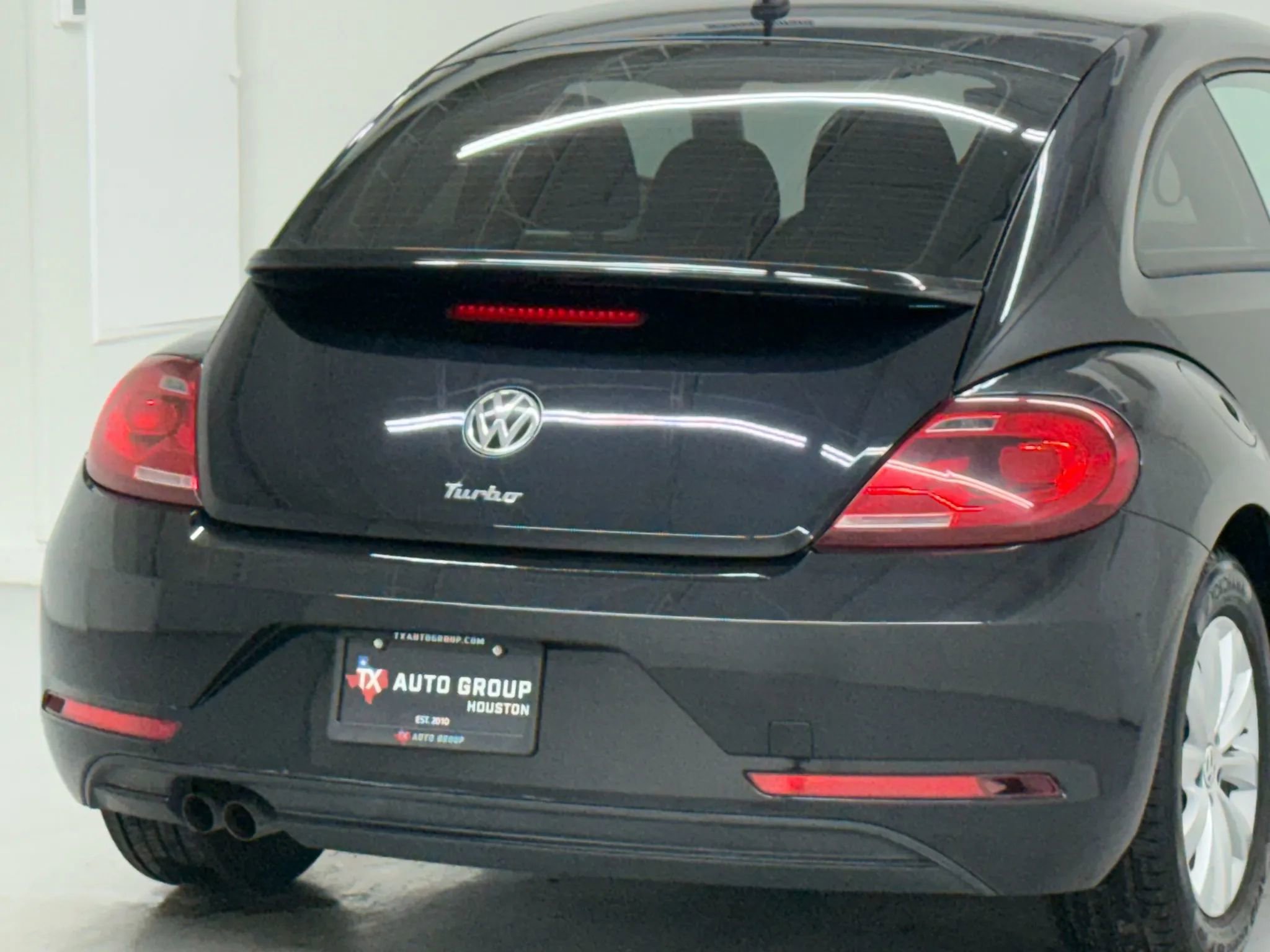 Used 2017 Volkswagen Beetle 1.8T S image 33