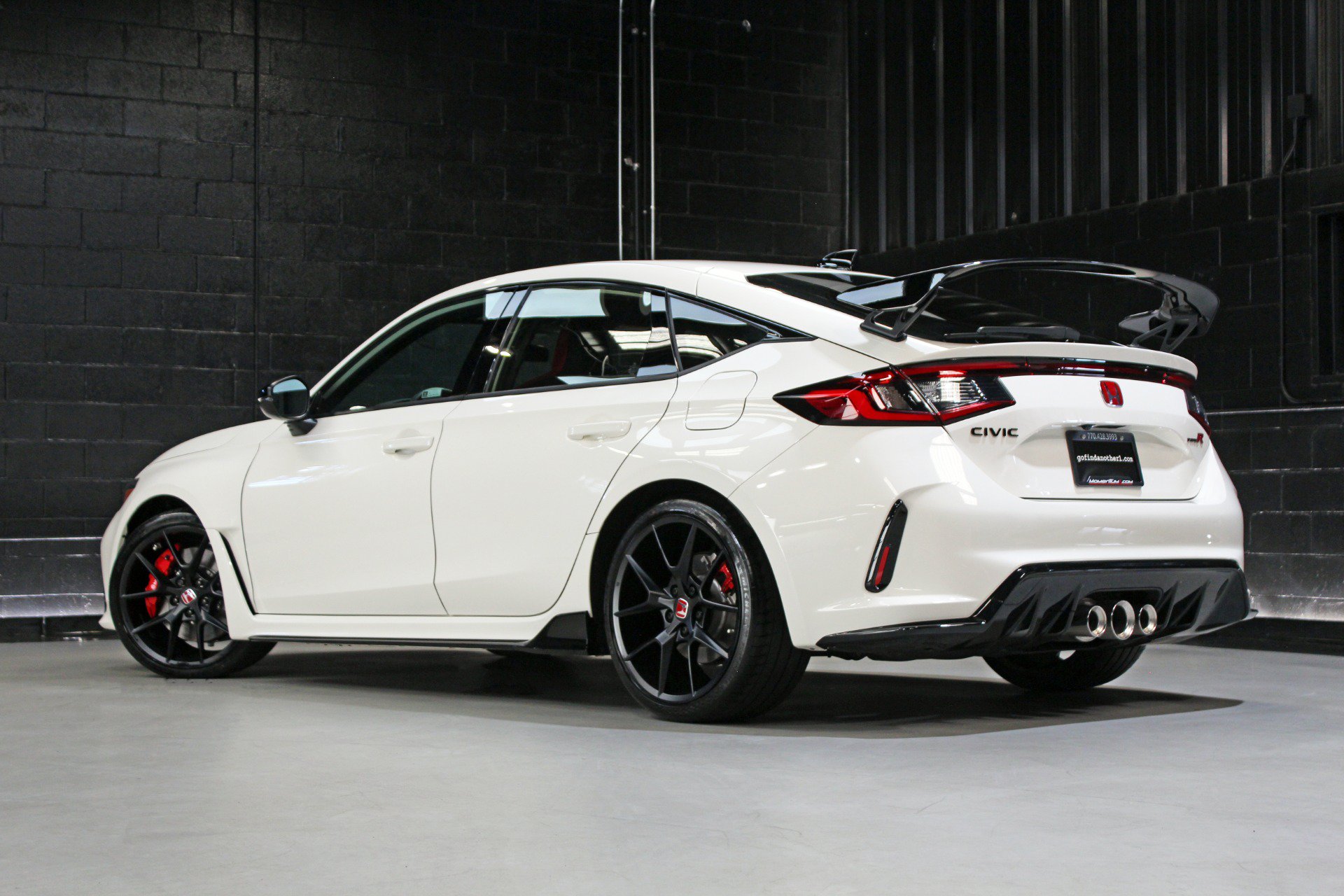 Used 2024 Honda Civic Type R image 8