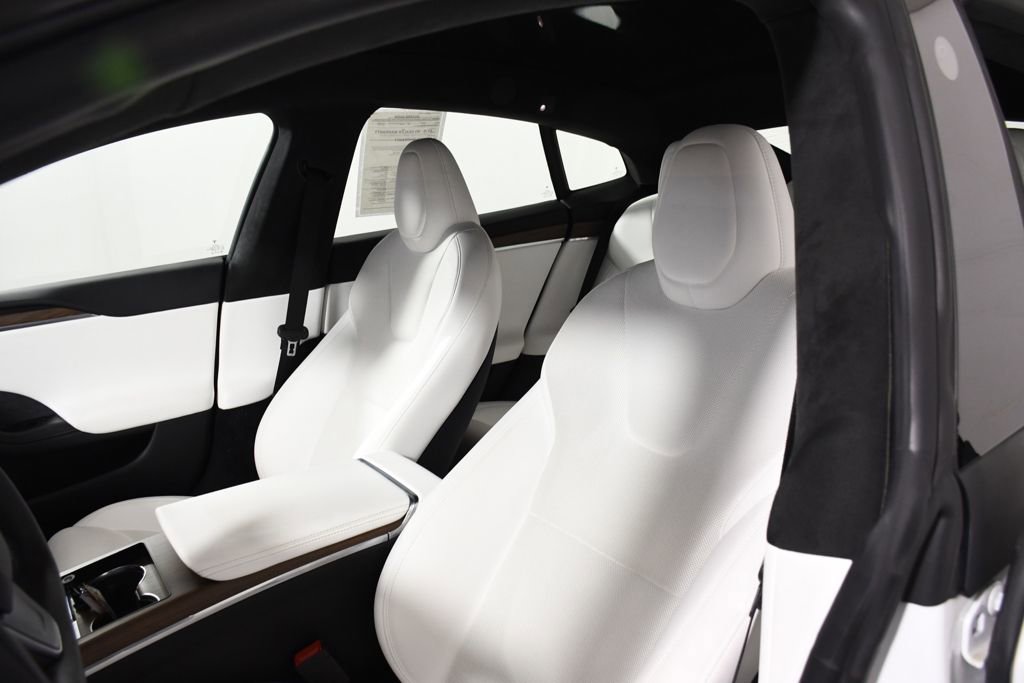 Used 2022 Tesla Model S image 17