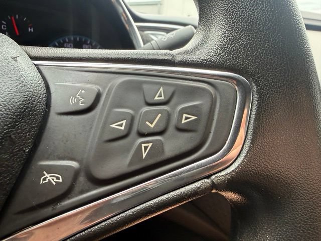 Used 2018 Chevrolet Malibu LT FWD image 17