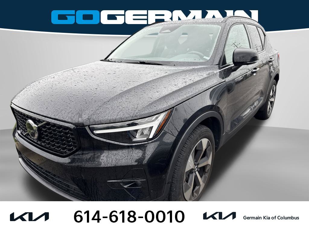 Used 2023 Volvo XC40 B5 Plus w/ Driver Assist Package