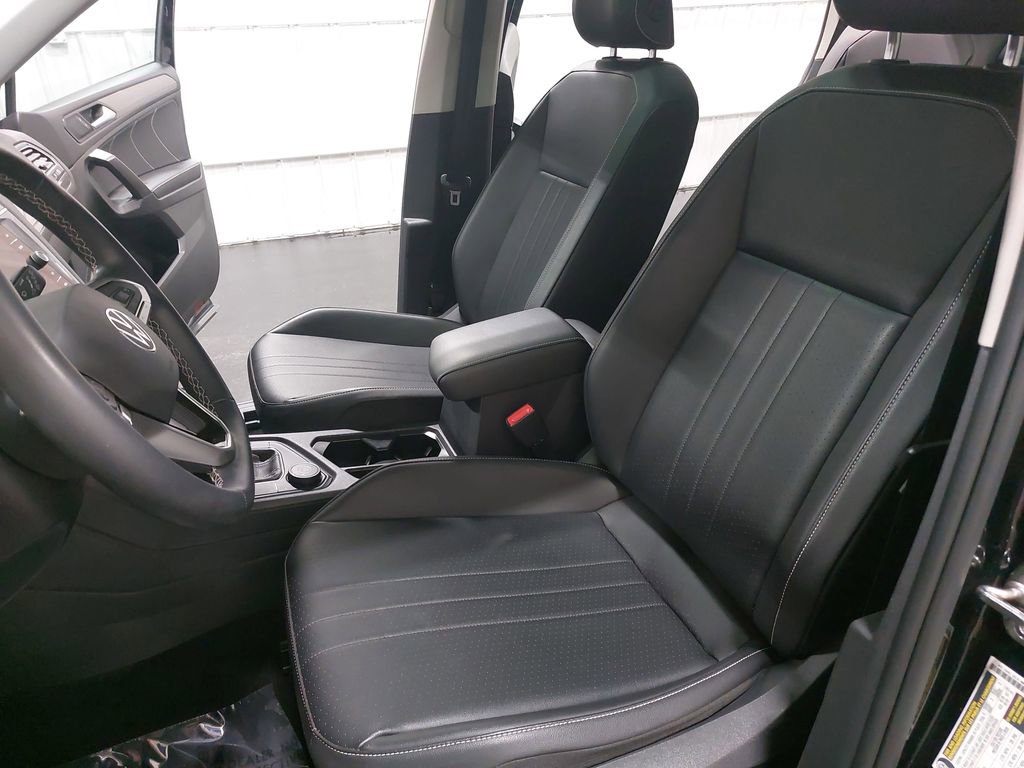 Used 2022 Volkswagen Tiguan SE image 15