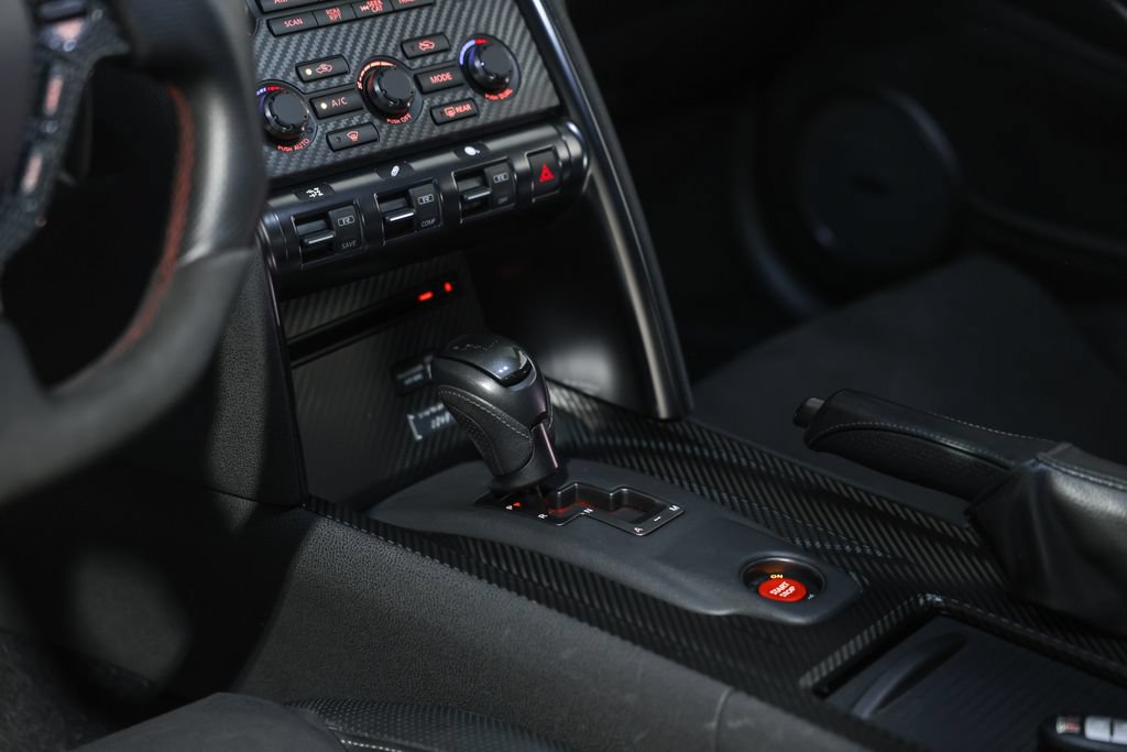 Used 2013 Nissan GT-R Premium AWD/4WD image 35