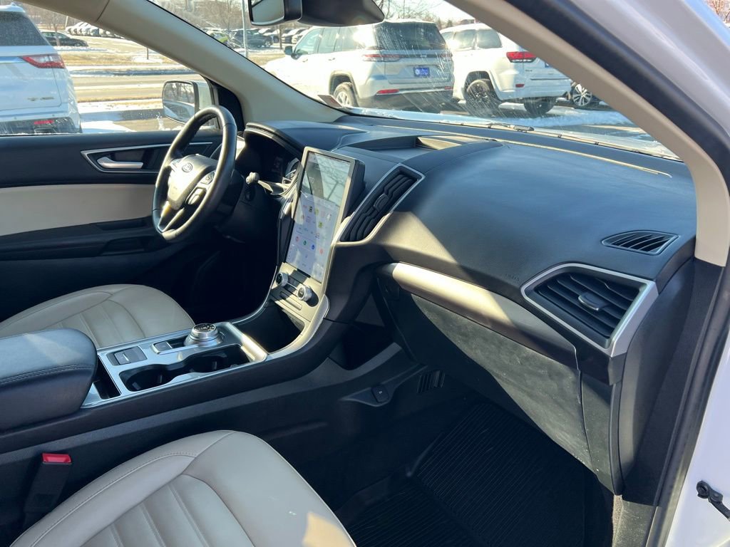Used 2023 Ford Edge SEL w/ Convenience Package image 26