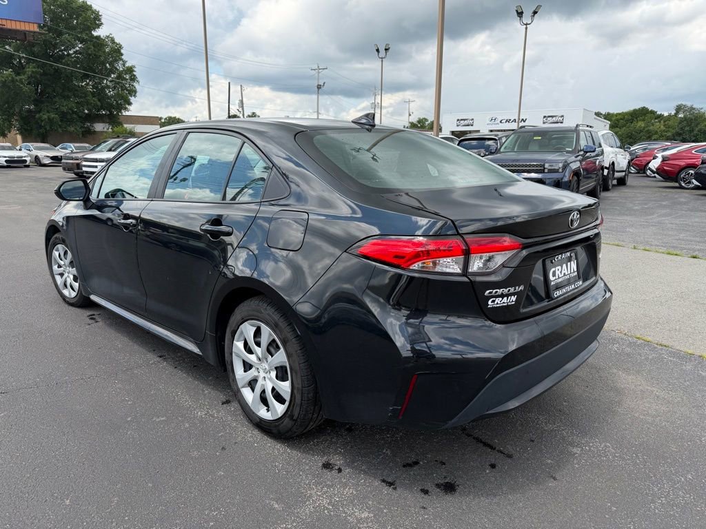 Used 2021 Toyota Corolla LE FWD image 9