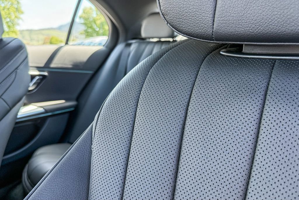New 2026 Mercedes-Benz E 450 4MATIC Sedan image 22