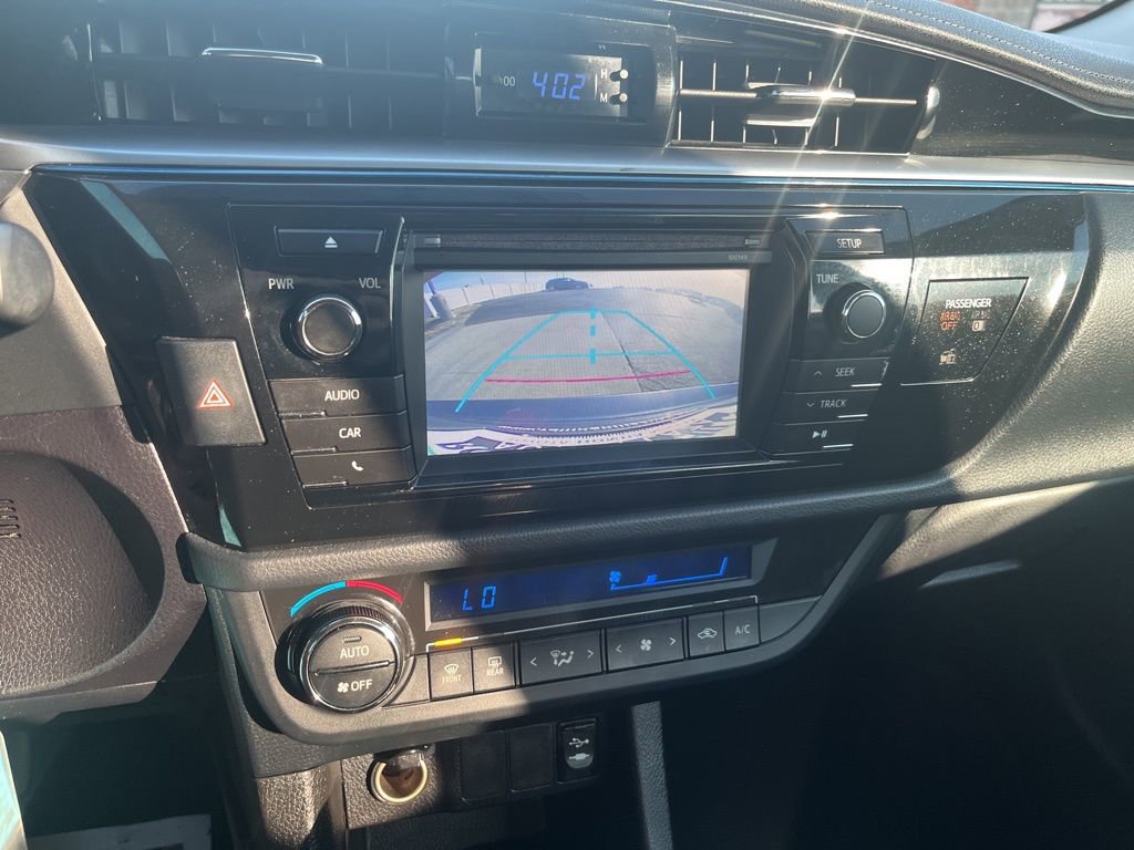 Used 2015 Toyota Corolla S image 67