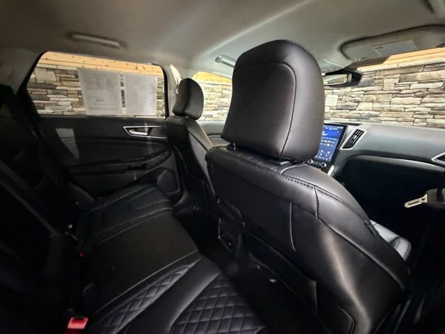 Used 2023 Ford Edge Titanium AWD/4WD image 33
