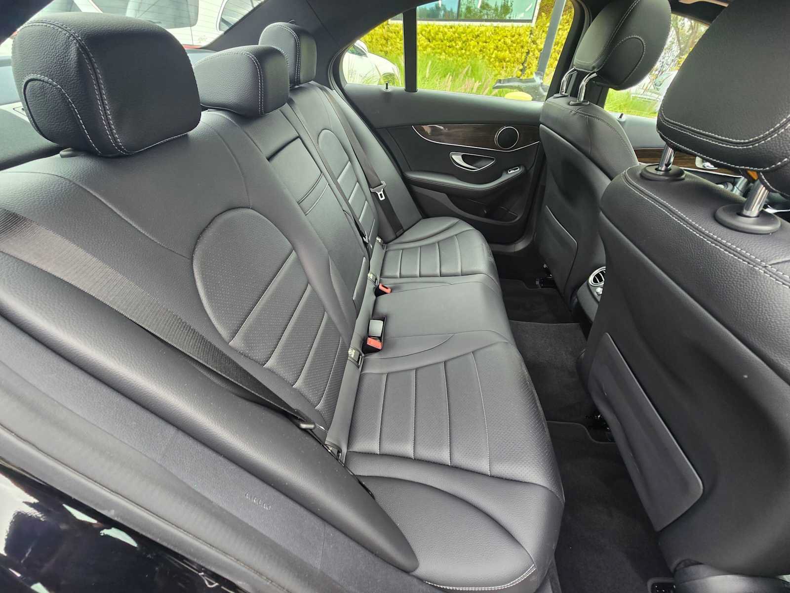 Used 2020 Mercedes-Benz C 300 Sedan image 12