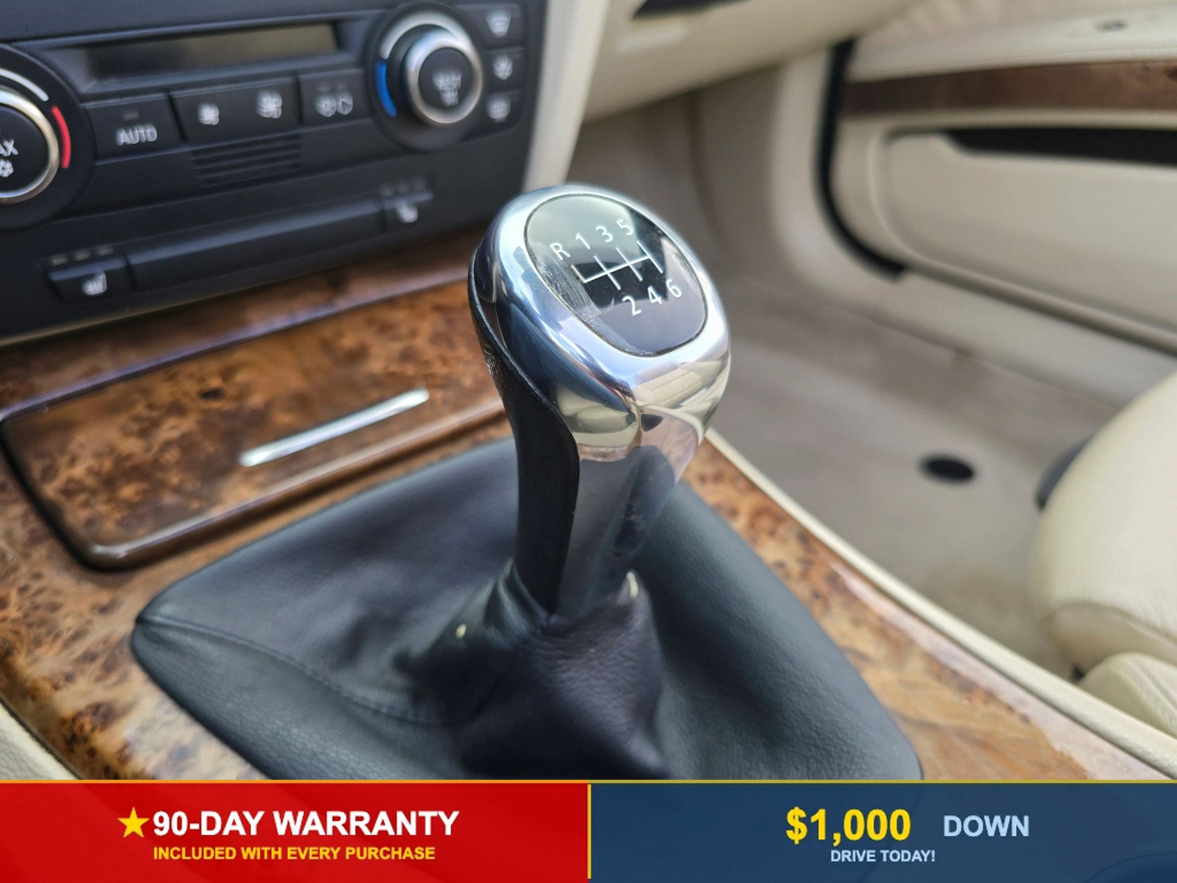 Used 2008 BMW 335i Convertible w/ Premium Pkg image 35