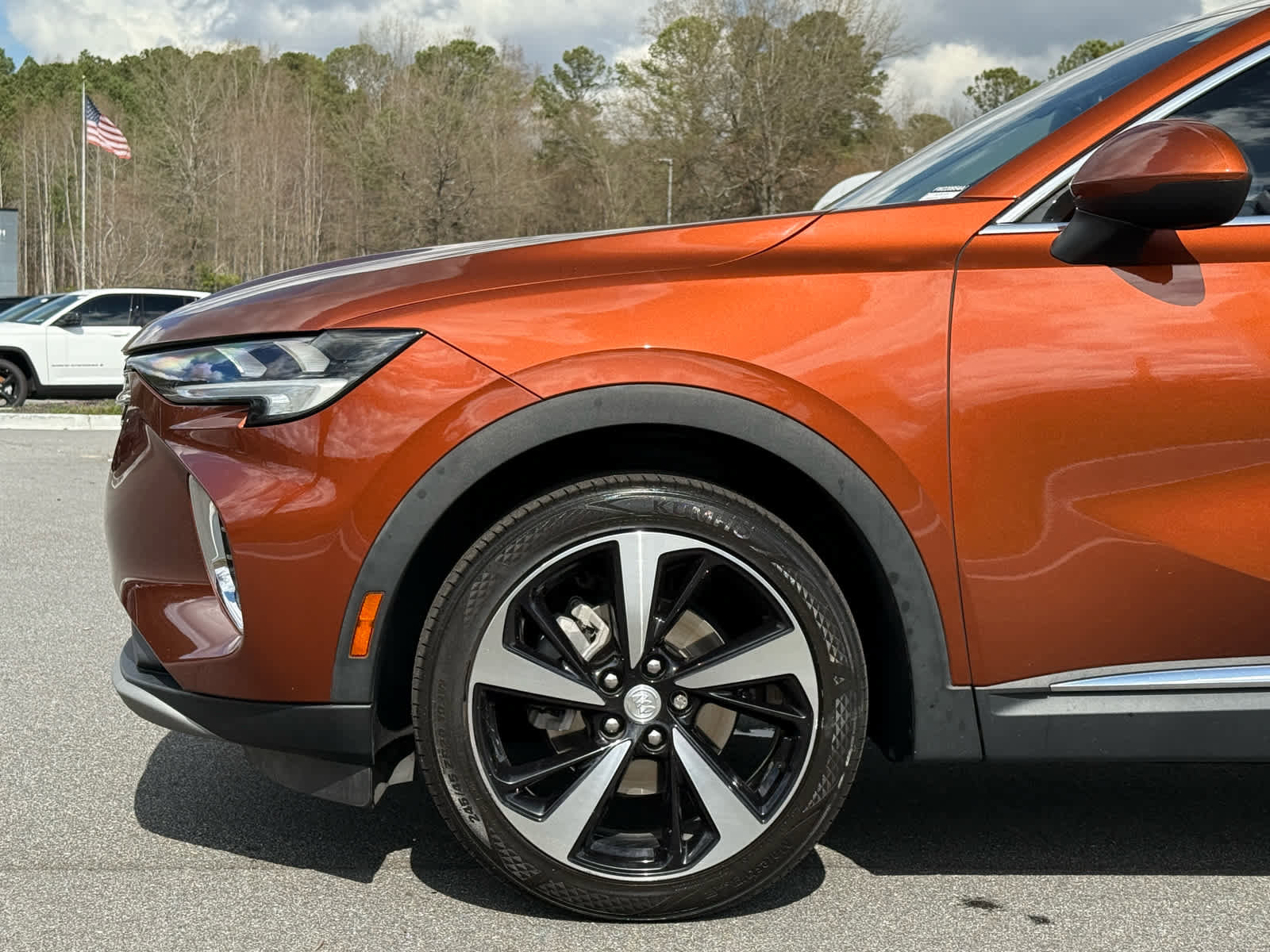 Used 2021 Buick Envision Essence image 11