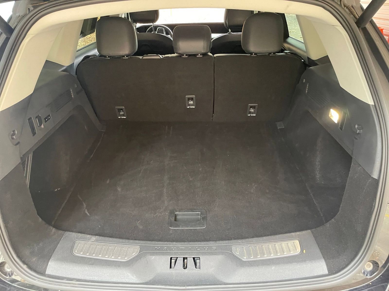 Used 2024 Lincoln Nautilus Reserve image 27