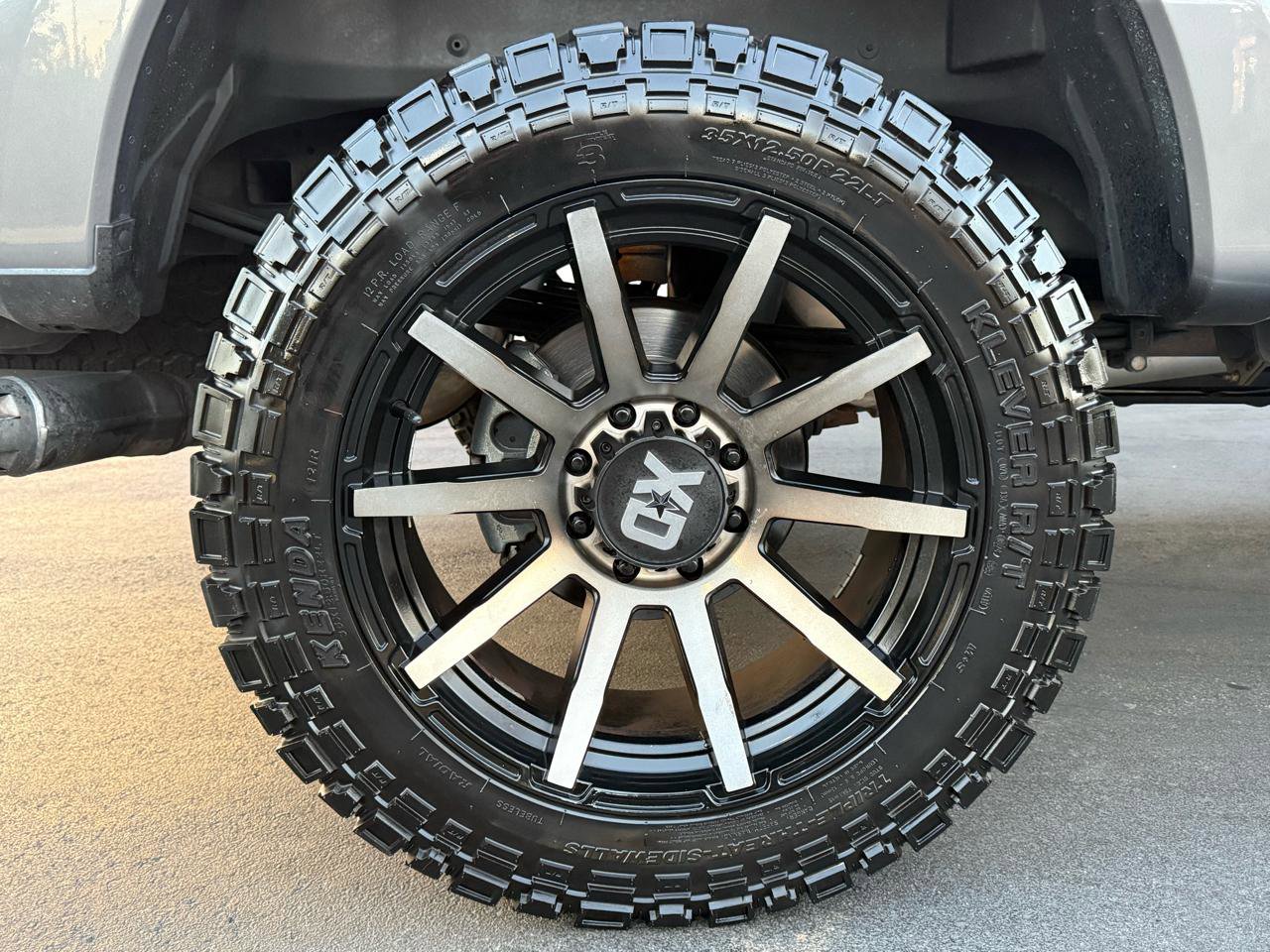 Used 2021 Ford F250 Platinum w/ FX4 Off-Road Package image 42