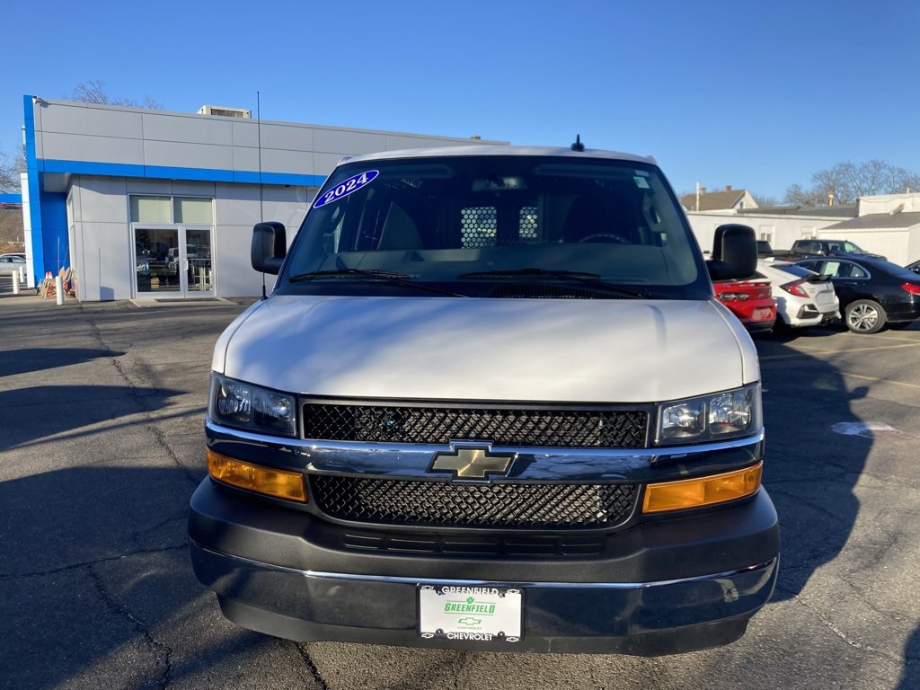 Used 2024 Chevrolet Express 2500 w/ Driver Convenience Package image 2