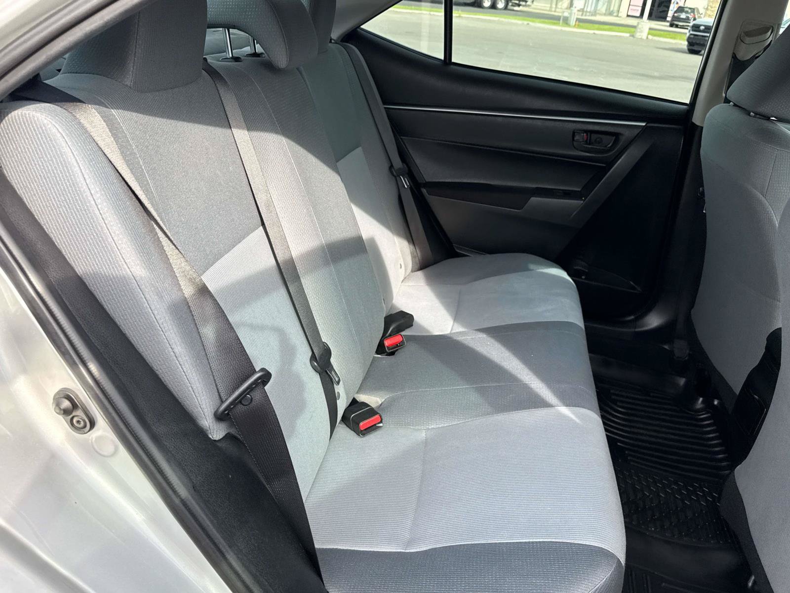 Used 2015 Toyota Corolla L FWD image 16