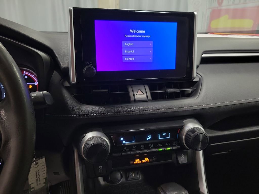 Used 2023 Toyota RAV4 LE AWD/4WD image 14