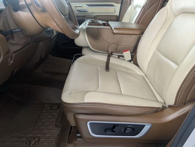 Used 2020 RAM 1500 Laramie AWD/4WD image 13