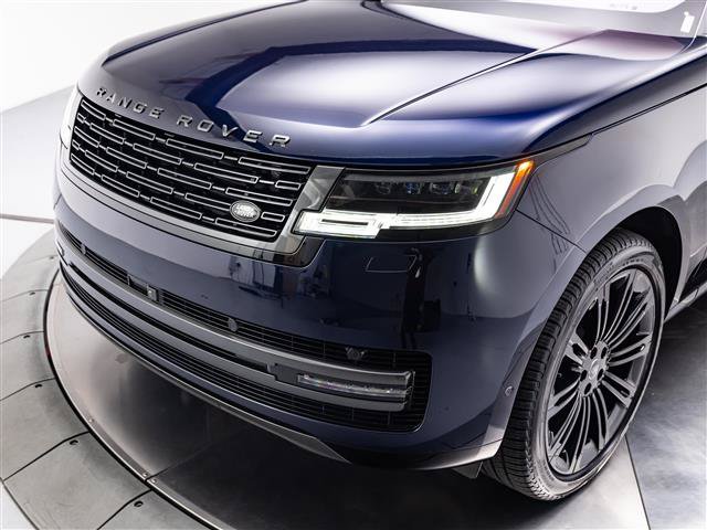 Used 2023 Land Rover Range Rover SE AWD/4WD image 9